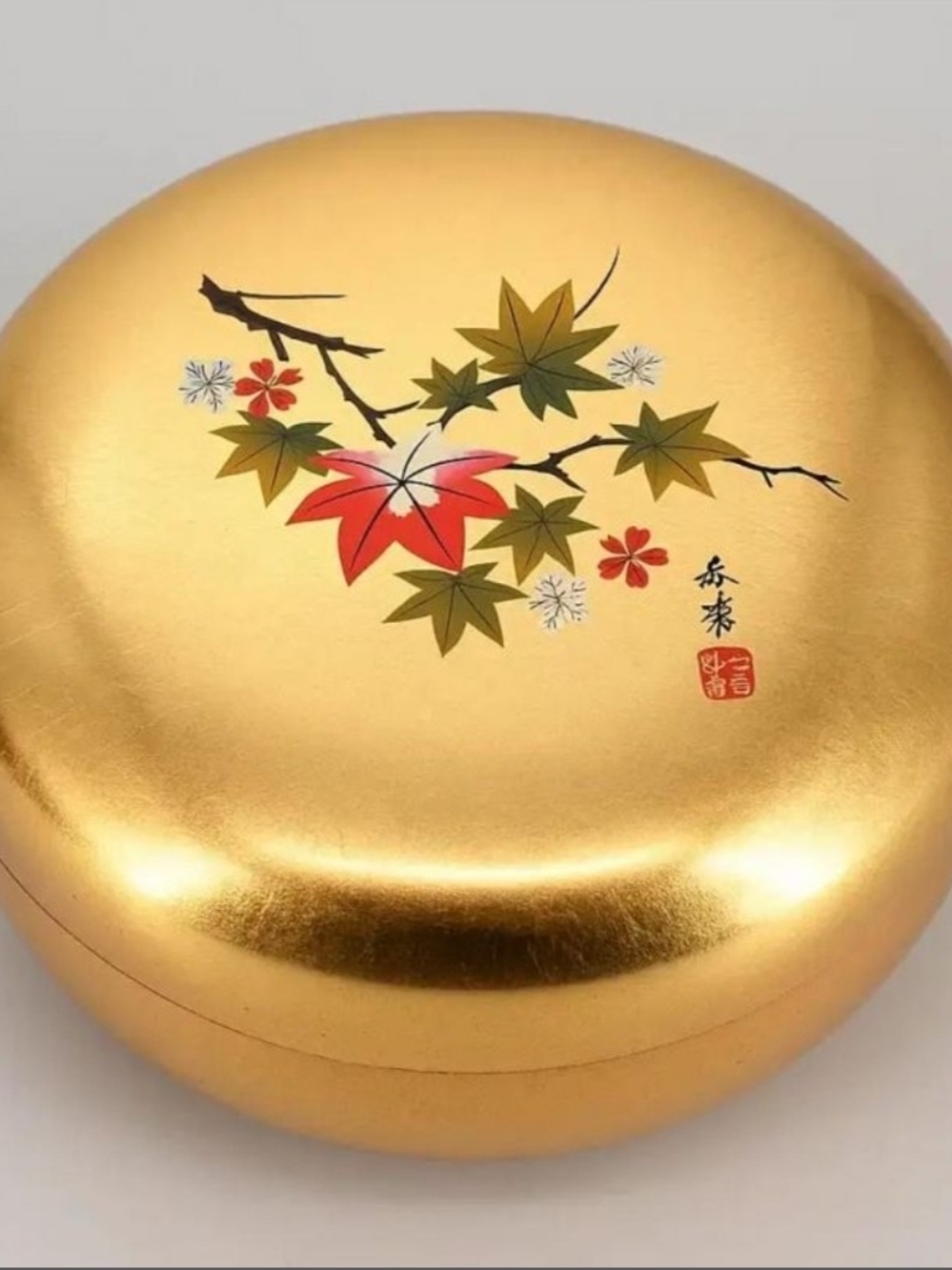 Vntg Hanaichimome Gold Decorative Lacquered Trinket Bx w/Mple Motif 5"x2.5" NWOT